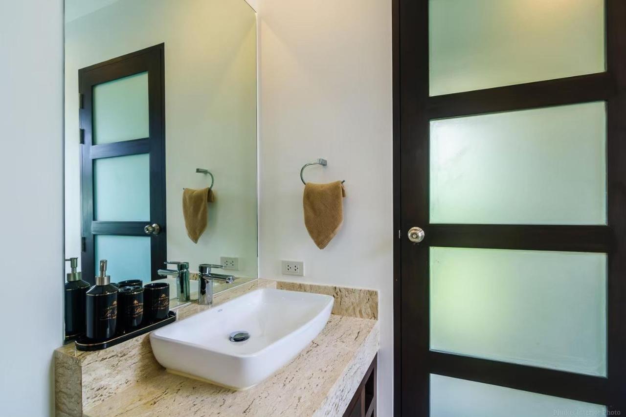 Shanti Villas X Monthstayz Thailand Rawai Bagian luar foto